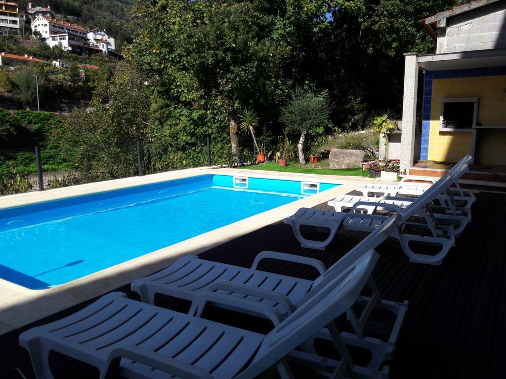 Appartement Casa Ribom à Gerês Extérieur photo